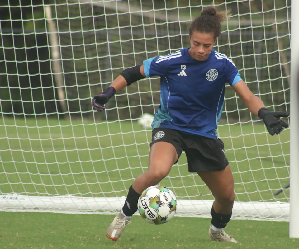 Sporting Club Jacksonville goalkeeper Kaitlyn Parks (13) controls the ball during soccer practice on Oct. 7, 2025. [Clayton Freeman/Florida Times-Union]