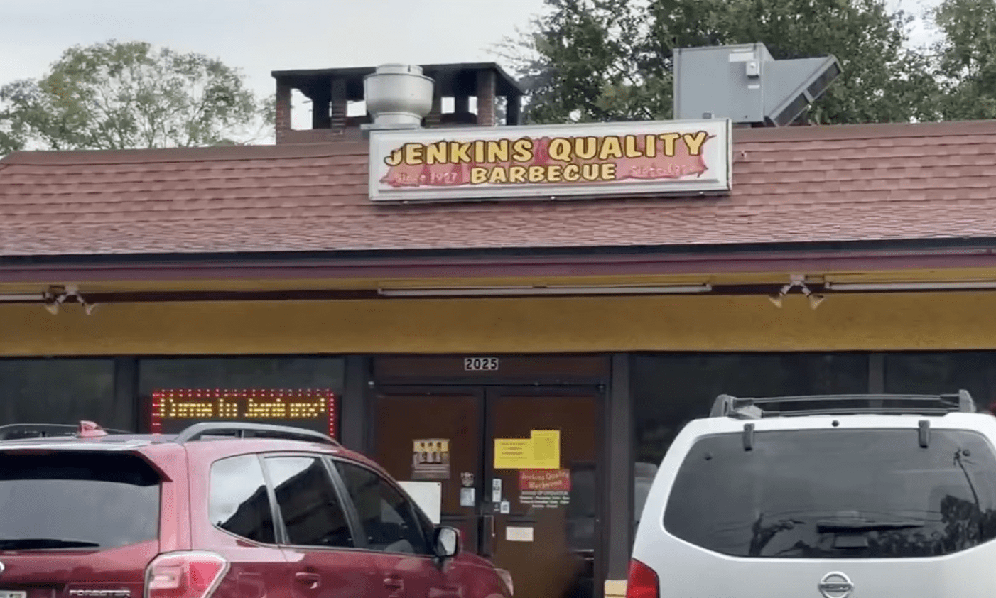 Fort Lauderdale Bar-B-Q Institution Closing After Nearly 40 Years
