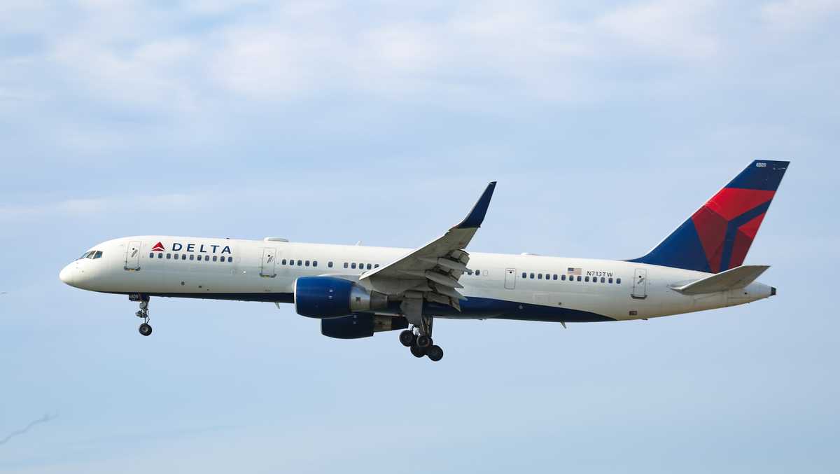 Delta flight from Orlando diverted due to onboard odor