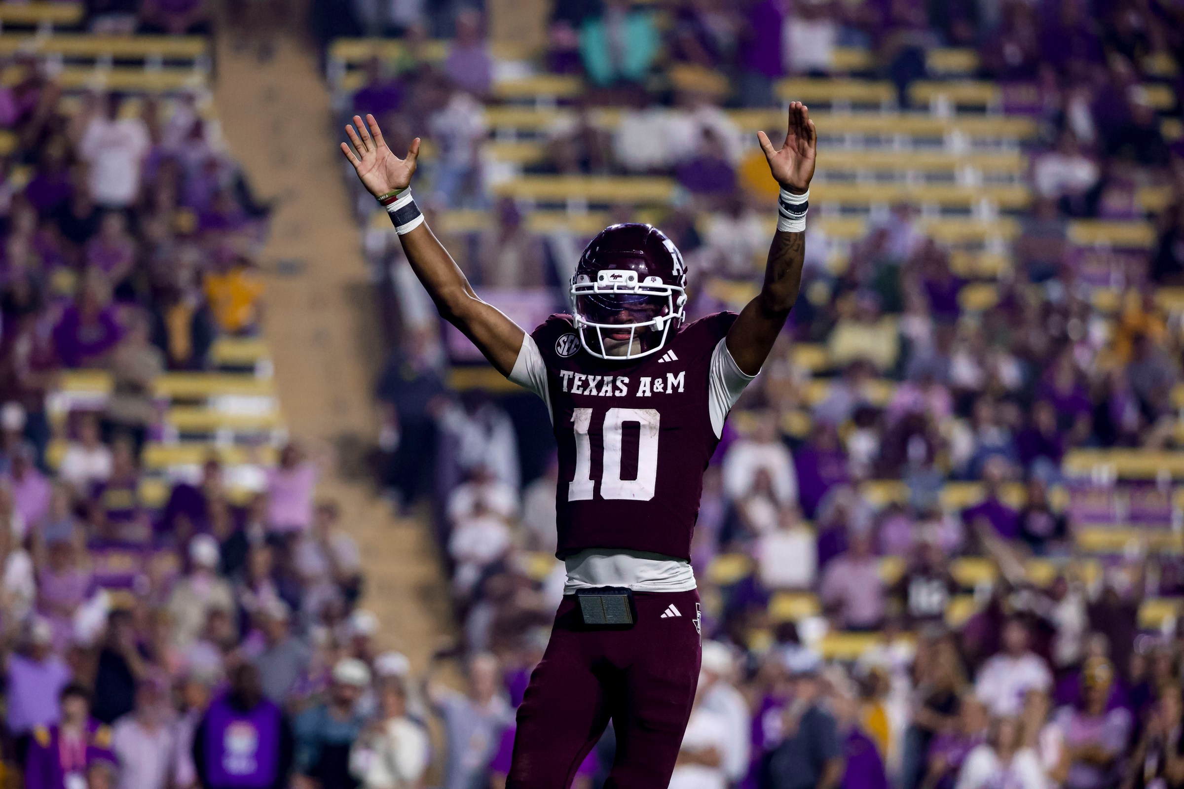 BATON ROUGE, LOUISIANA - OCTOBER 25: Marcel Reed #10 of the Texas A&M Aggies celebrates after a touchdown against the LSU Tigers during the second half of a game at Tiger Stadium on October 25, 2025 in Baton Rouge, Louisiana. (Photo by Derick E. Hingle/Getty Images)
