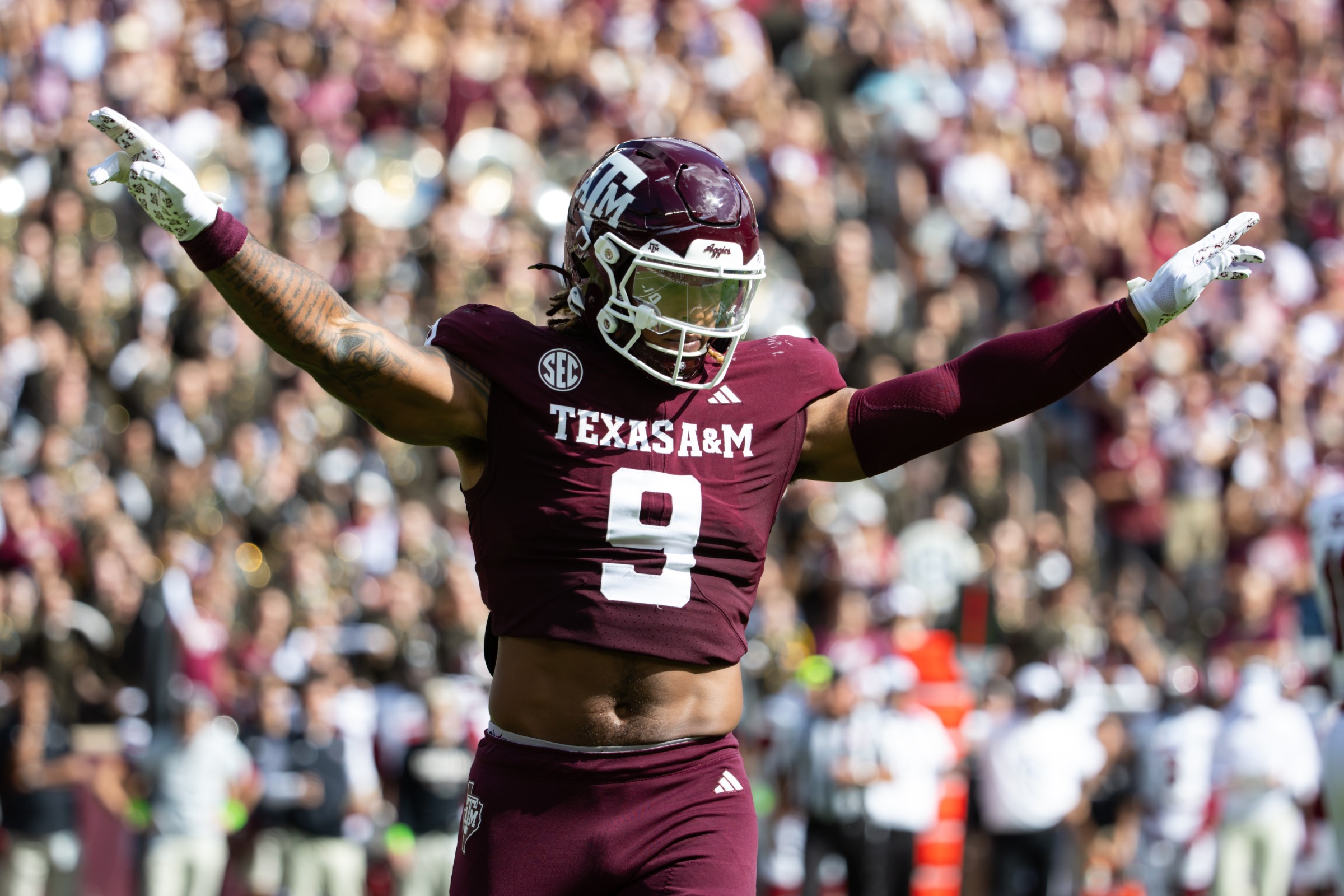 COLLEGE STATION, TEXAS - NOVEMBER 15: Cashius Howell #9 of the Texas A&M Aggies celebrates after a play in the first half of a game against the South Carolina Gamecocks at Kyle Field on November 15, 2025 in College Station, Texas. (Photo by Joe Buvid/ISI Photos/ISI Photos via Getty Images)