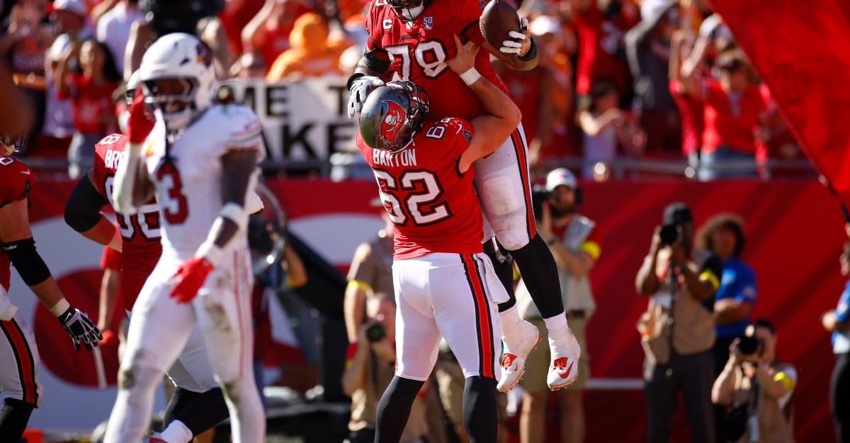 Bucs versus Cardinals NFL Week 13 results, final score