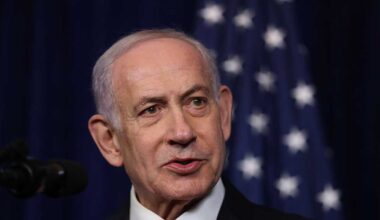 Benjamin Netanyahu to remain in South Florida for New Year
