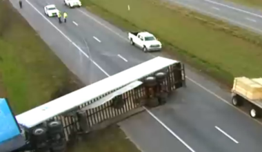 Overturned semi truck blocks all eastbound I-10 lanes near Yellow Water Road – Action News Jax