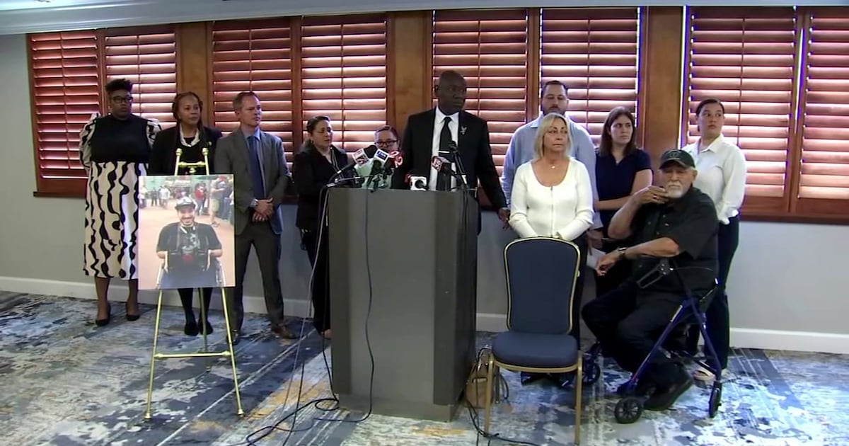 Universal Settles with Family After Stardust Racers Death