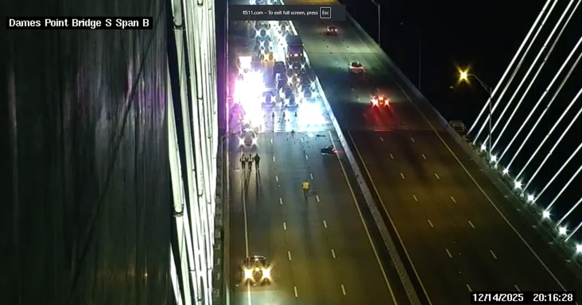 All northbound lanes on Dames Point Bridge closed due to crash with injuries – Action News Jax