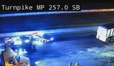 Florida's Turnpike shut down semi crash