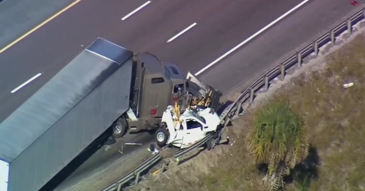 I-95 Florida crash kills roadside worker