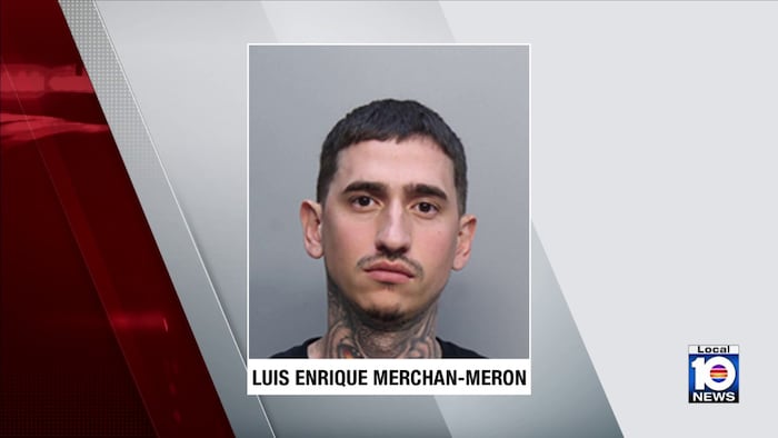 Sweetwater police arrest man, seize more than 100 suspected counterfeit items in Dolphin Mall parking lot