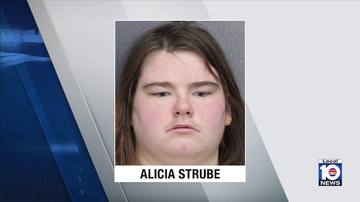 Woman facing charge for allegedly attacking doctor inside Fort Lauderdale hospital