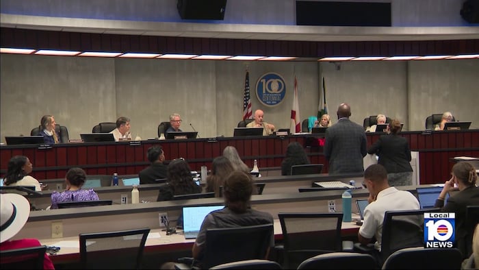 Neighbors continue pushing back against proposed Jewish ritual bathhouse in Hollywood residential neighborhood