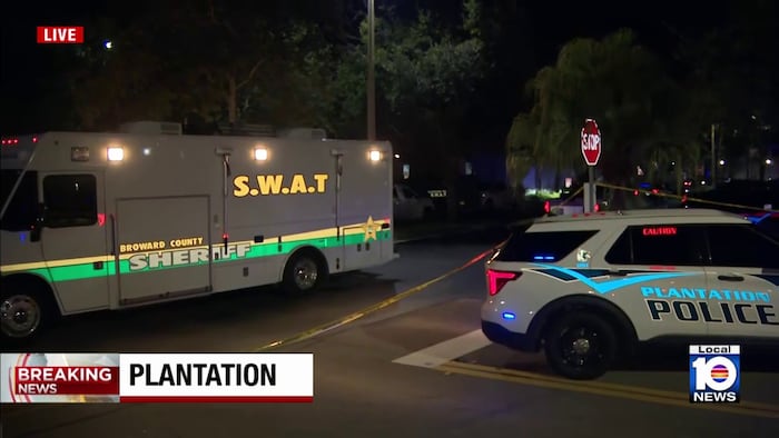 Police, SWAT officers respond to armed barricaded subject inside Plantation hotel