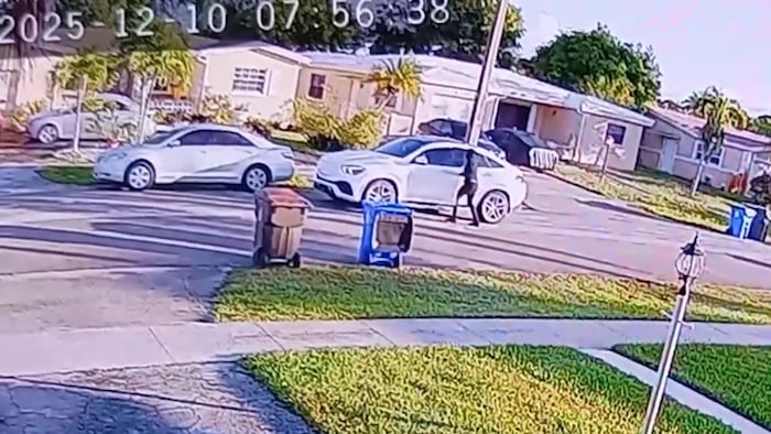 New video shows gunman fire dozens of rounds into Lauderdale Lakes home