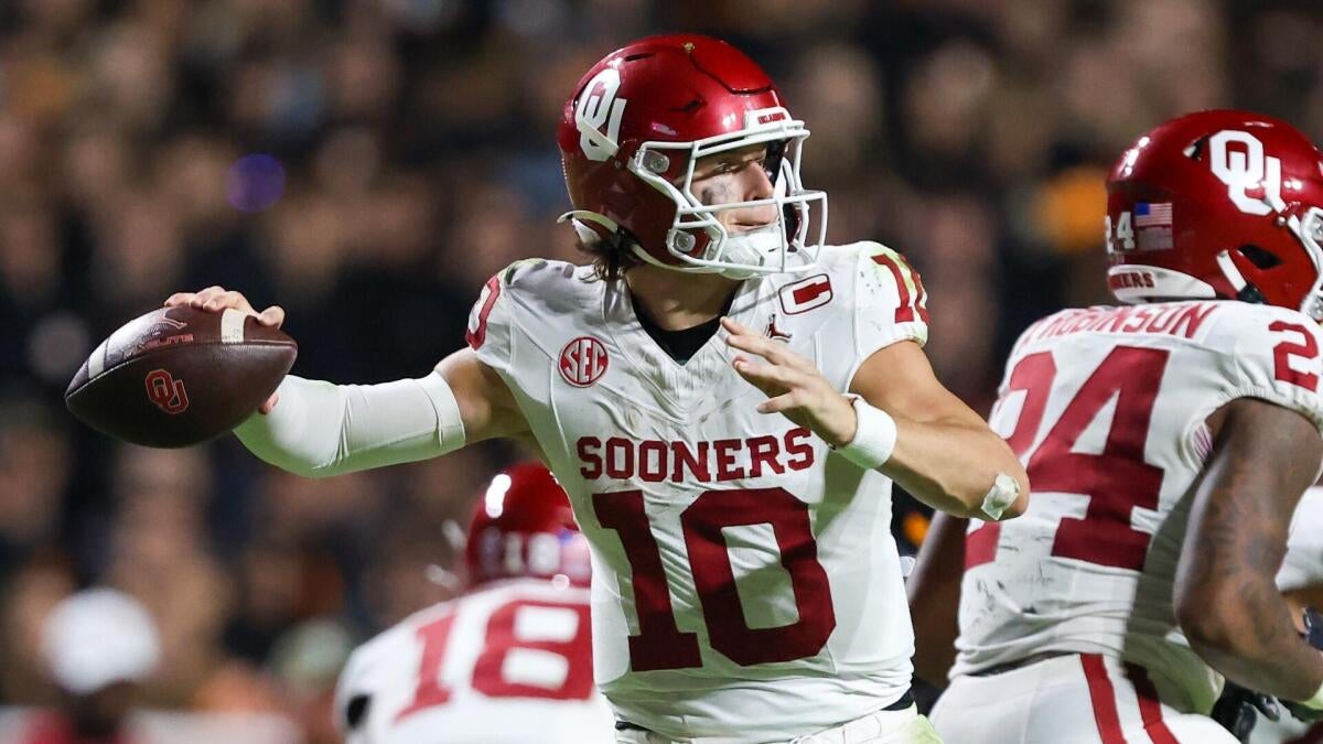 College Football Playoff betting line movement, including Alabama at Oklahoma
