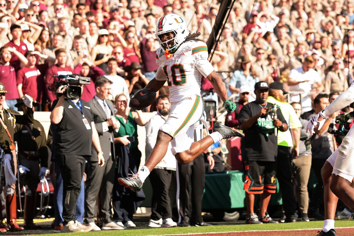 Miami holds off Texas A&M in thrilling fashion in CFP first round
