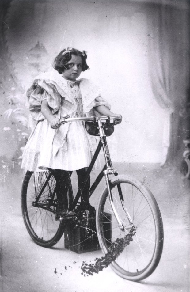 Virginia O'Hanlon's letter to the New York Sun, written when she was 8, sparked the editorial "Yes, Virginia, there is a Santa Claus." (Public domain photo)