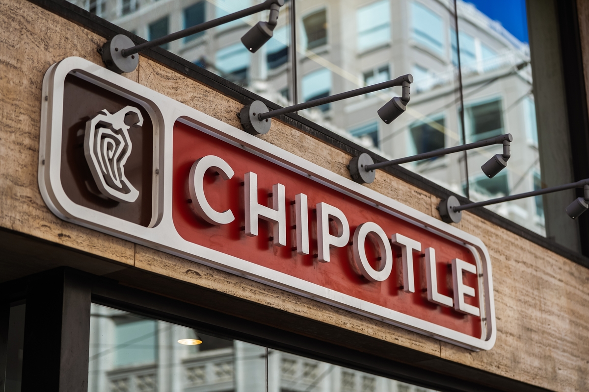 Chipotle Is Gifting Miami Free Food All December Long