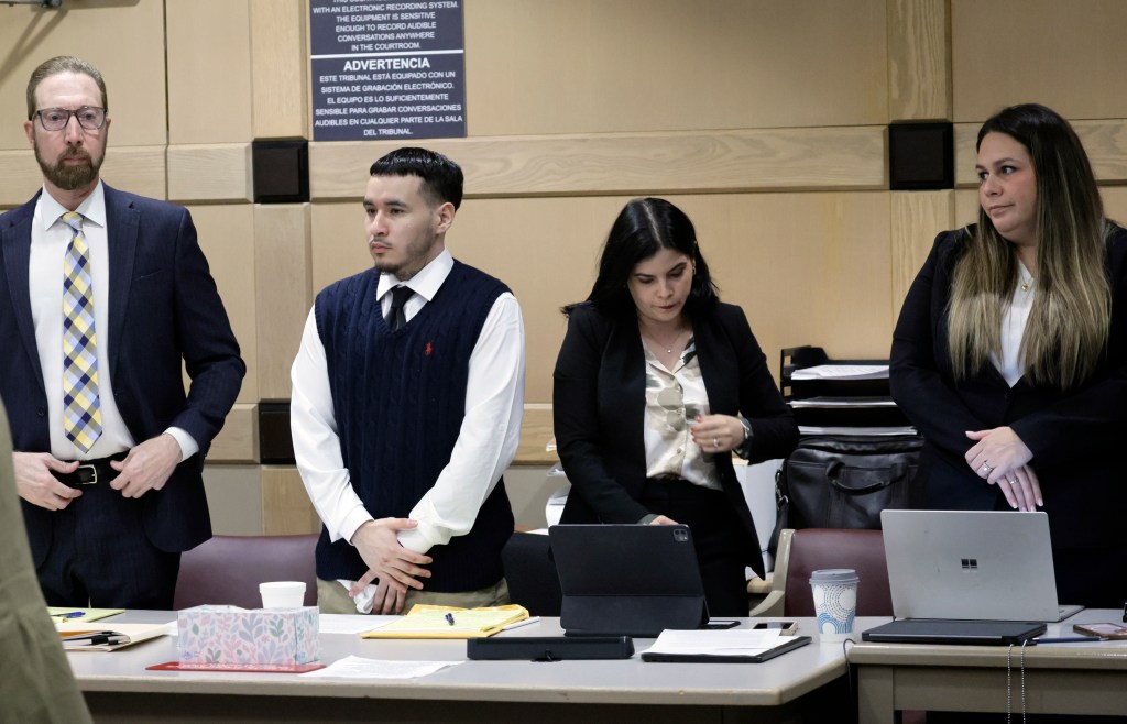 Lawyer gives tearful plea for life of confessed cop killer