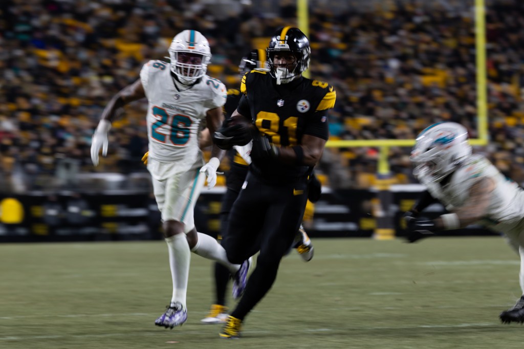 Miami Dolphins grades in Monday night loss to Steelers