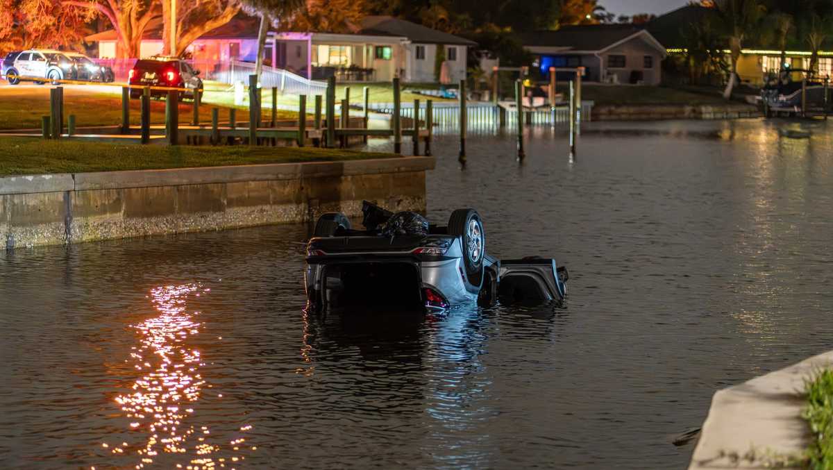 1 dead after SUV crashes into canal off Caloosahatchee River near Midpoint Bridge in Fort Myers
