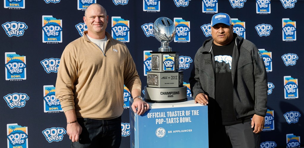 Pop-Tarts Bowl teams BYU, Georgia Tech enjoy local kids event