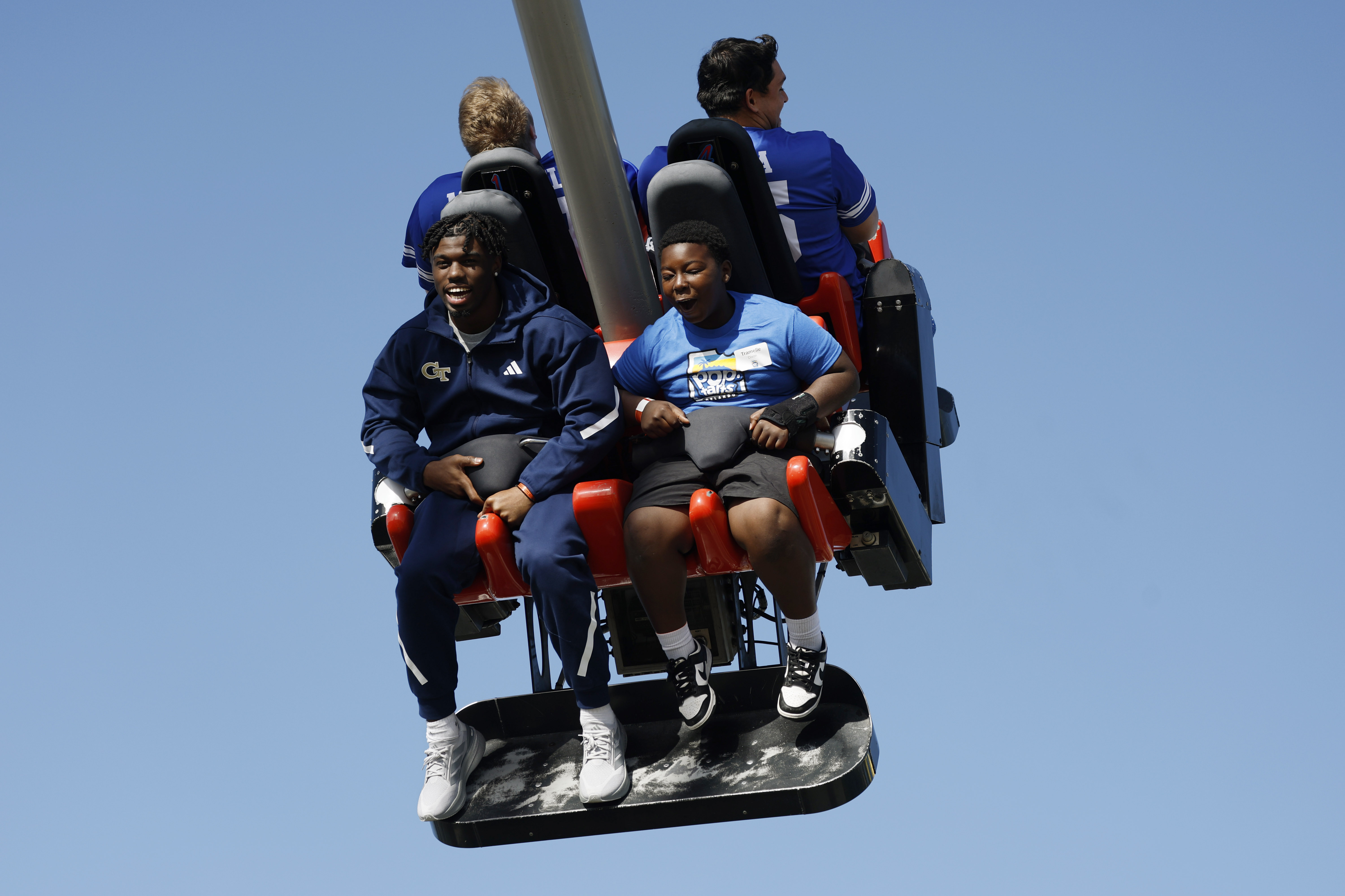 Georgia Tech wide receiver Zion Taylor rides the Hot Seat...