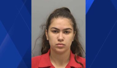 Cape Coral woman wanted for failing to appear in court after arrest on battery, resisting charges