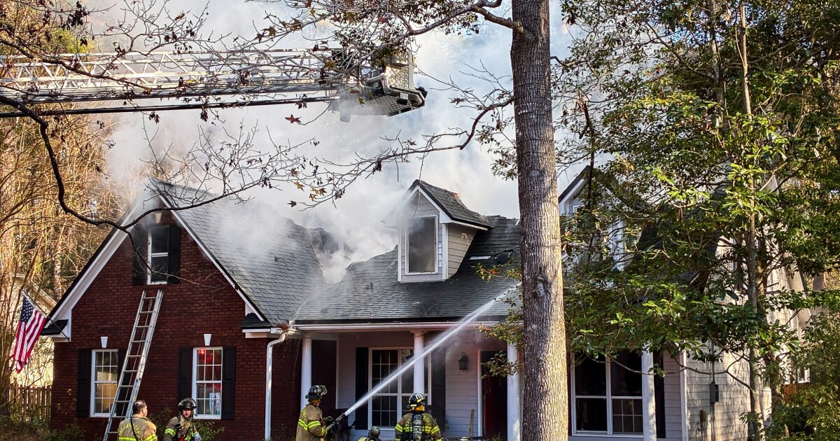 Tallahassee Fire Department responds to two house fires in Downtown Tallahassee