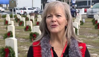 Wreaths Across America event honors fallen service members in Tampa Bay