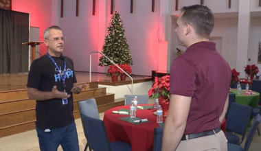 Metropolitan Ministries serves Christmas meals to Tampa's homeless community