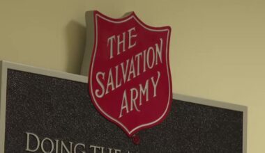 "Santa's helper" arrested for attacking store manager with donation stand