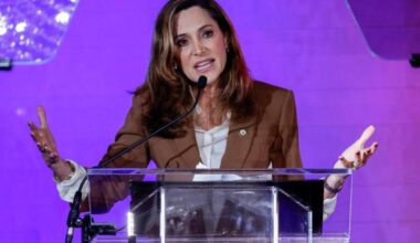 Trump’s immigration halt for Cubans, Haitians, Venezuelans draws rebuke from Salazar