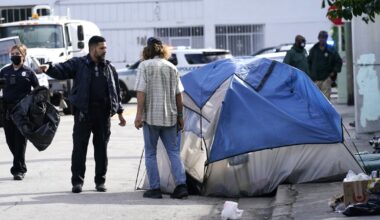 Cold weather shelters open in South Florida