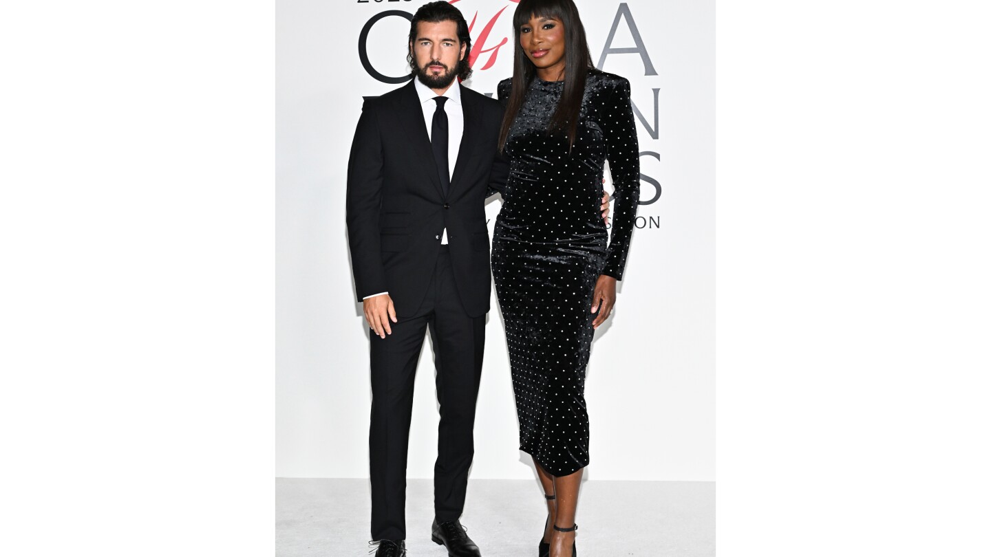 Venus Williams gets married to Andrea Preti in Florida