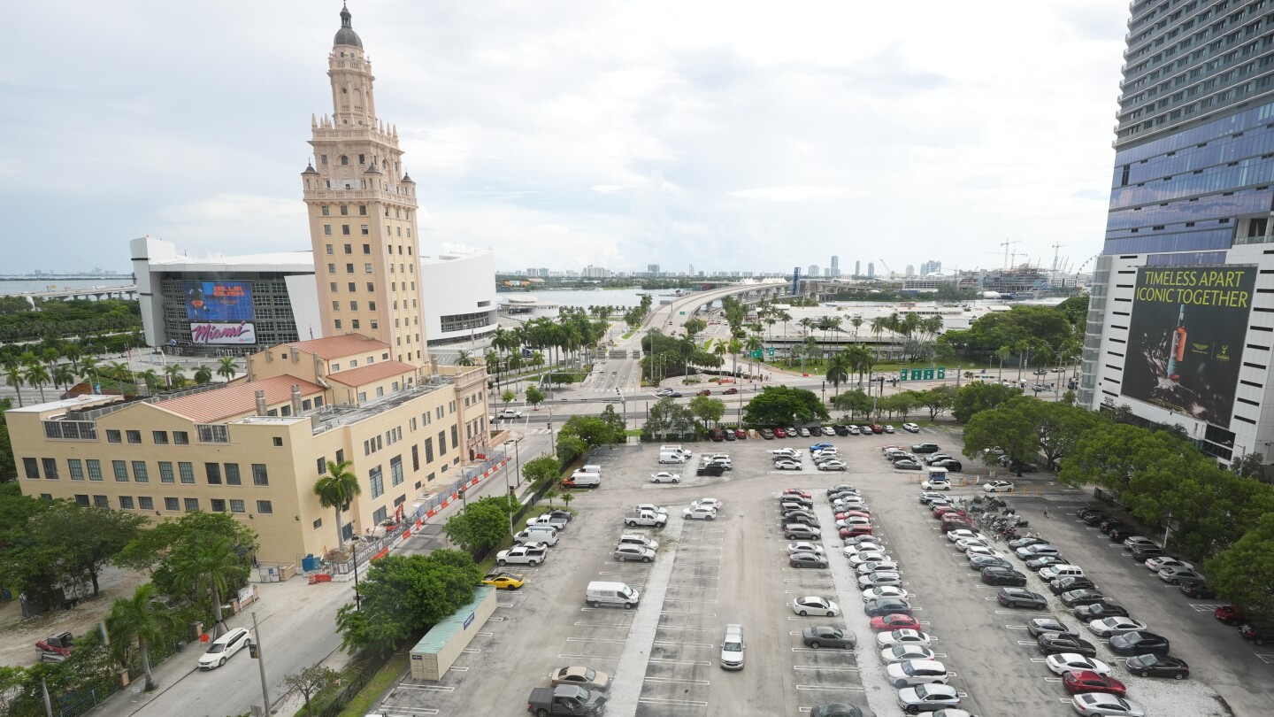 Judge dismisses complaint against Miami land transfer for Trump’s presidential library