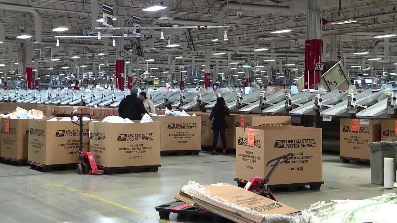Holiday shipping deadlines draw near: Here’s what to know