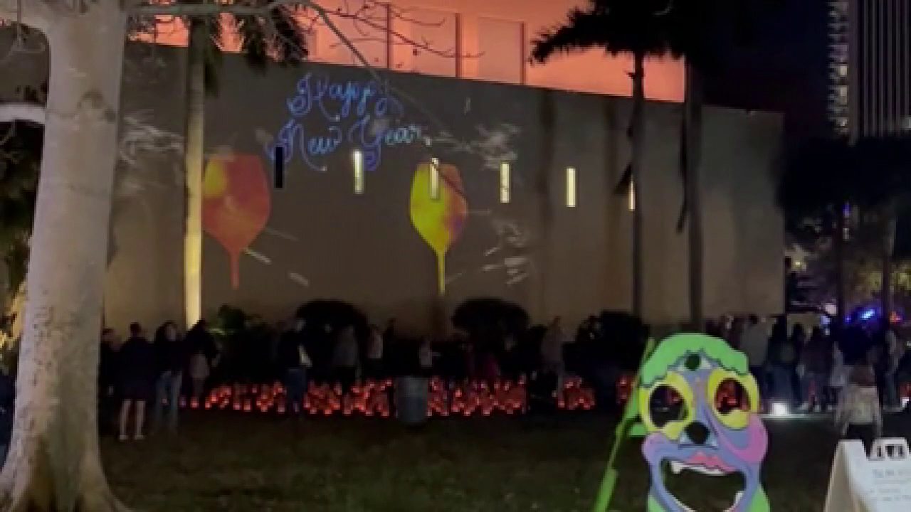 St. Pete Pier prepares for massive New Year's Eve celebration and fireworks