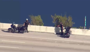 2 Miami officers injured after being struck by SUV on Dolphin Expressway – NBC 6 South Florida