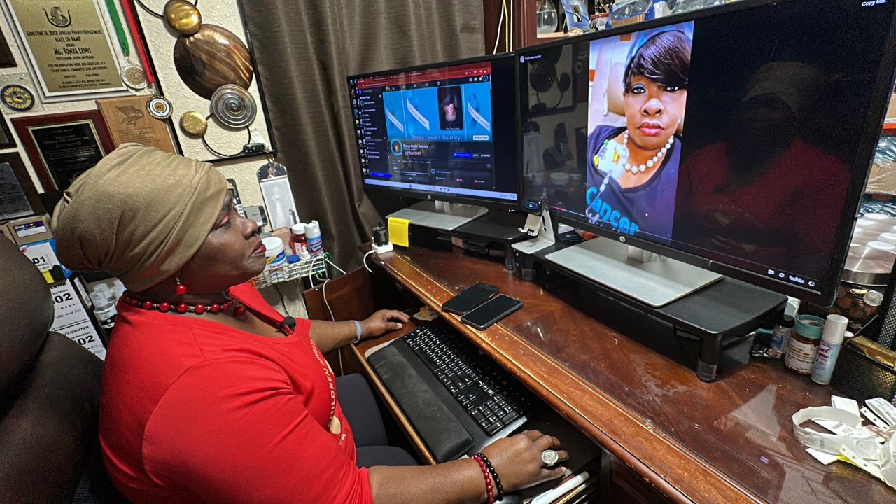 Community leader honored for her courage amid health battle