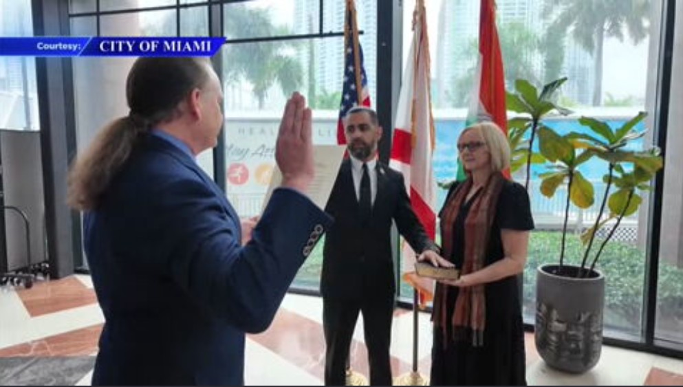 James Reyes sworn in as City of Miami’s city manager - WSVN 7News | Miami News, Weather, Sports