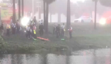 Person hospitalized after car crashes into canal in southwest Miami-Dade – NBC 6 South Florida