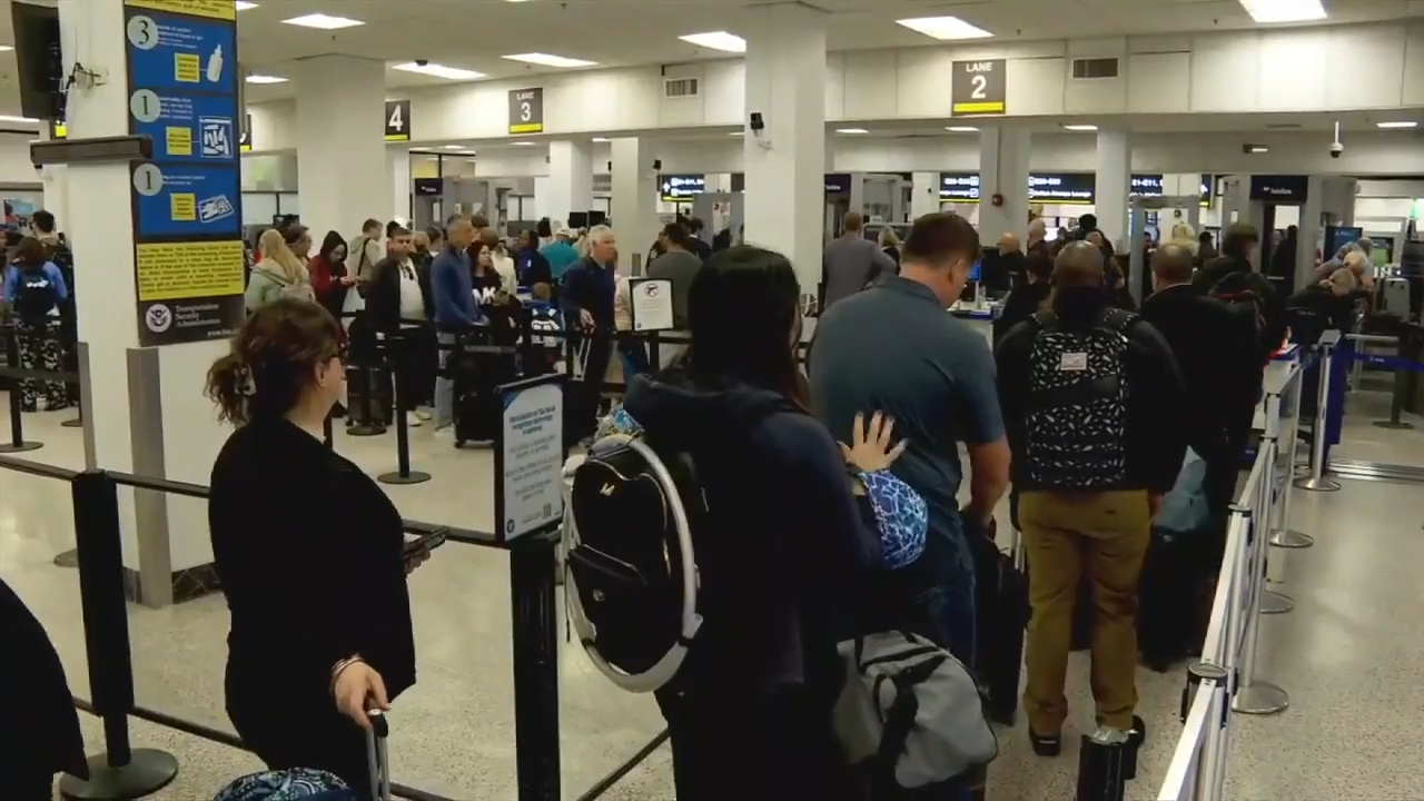 Travelers at MIA, FLL brace for potential delays, cancellations as winter storm brews through US - WSVN 7News | Miami News, Weather, Sports