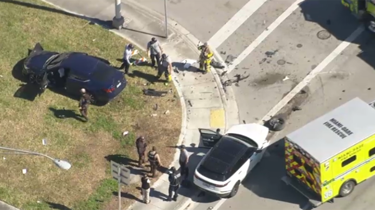 3 people rushed to hospital after bad crash in NW Miami-Dade – NBC 6 South Florida
