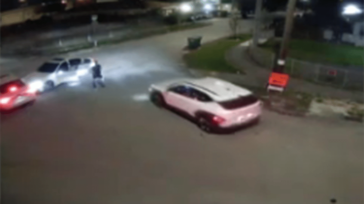 Video shows Miami crash that police believe was staged and led to 4 arrests – NBC 6 South Florida