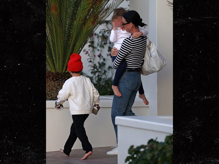 katy-perry-sub-backgrid-1