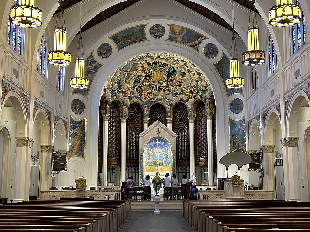 trinity episcopal cathedral in miami interior