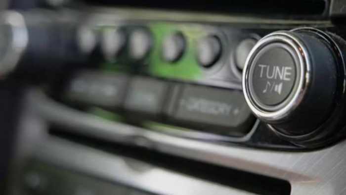 How loud can Florida drivers play their music? Here’s what the law says