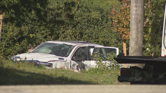 4 people hospitalized following crash in Oakland Park