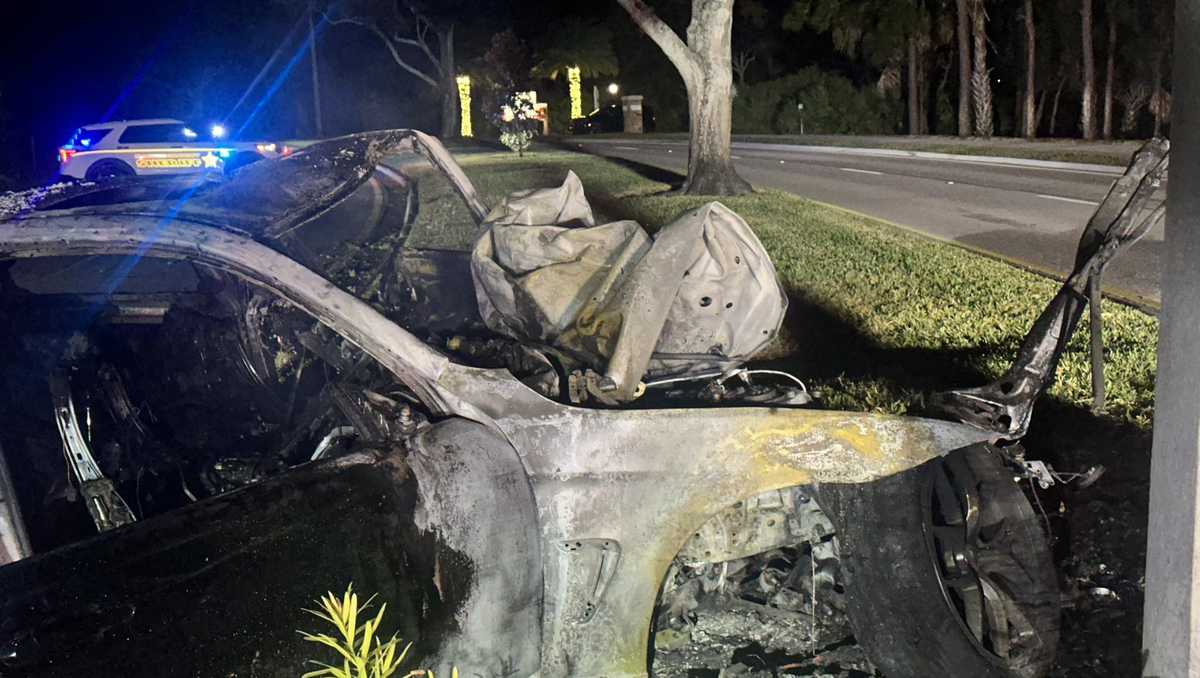 Florida crash claims life of 20-year-old driver, injures passenger