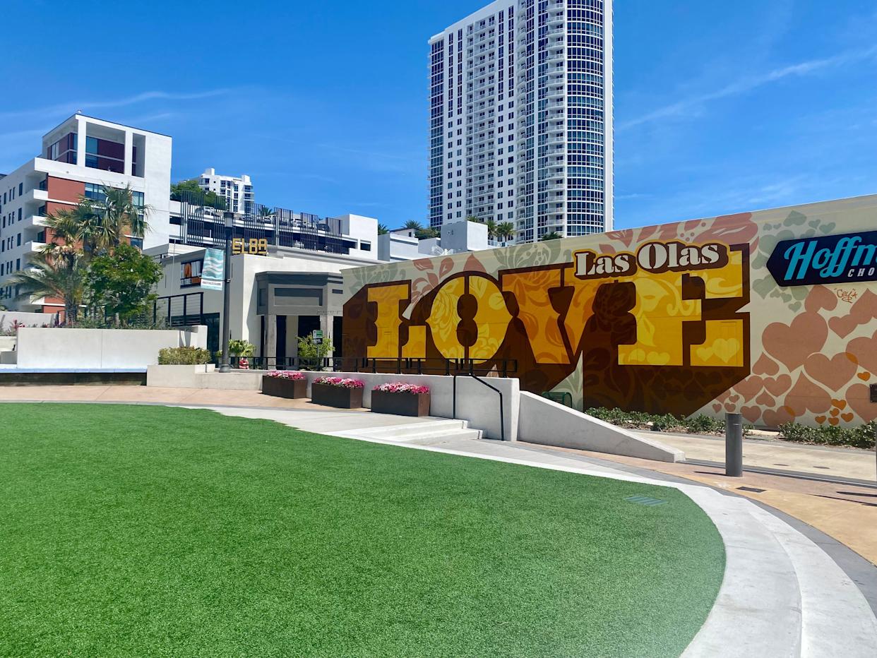 Las Olas Sign in Fort Lauderdale